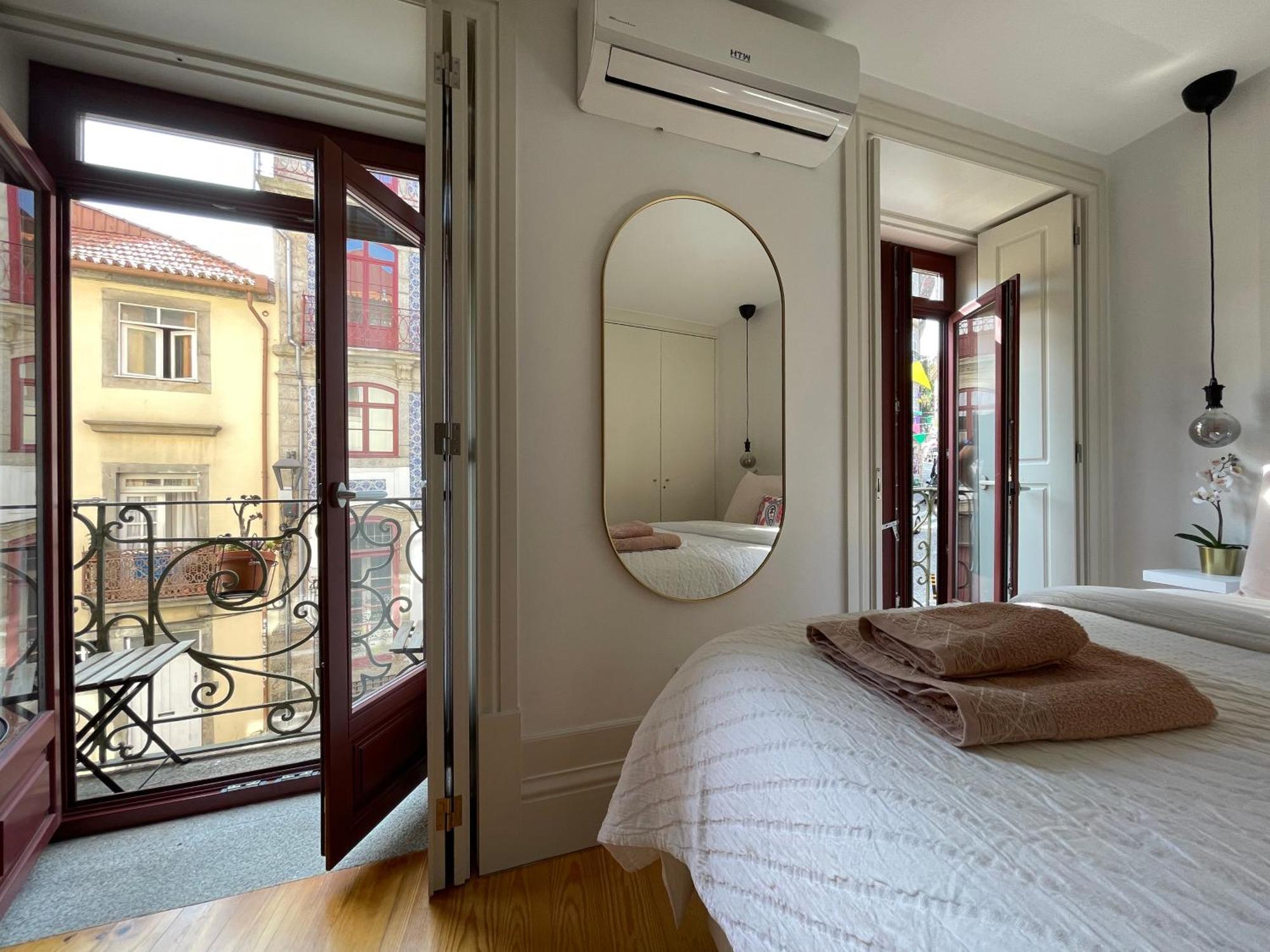 Historic Porto Balcony Hideaway - Taipas House 60 Lejlighed Eksteriør billede